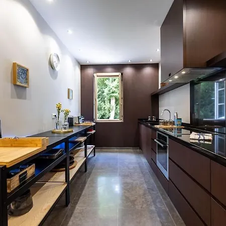 Rozet Villa *